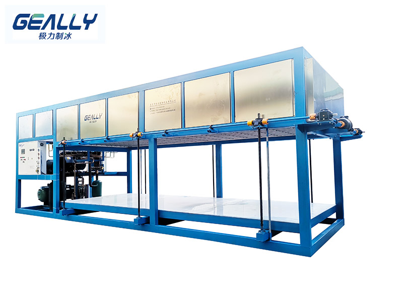 直冷式塊冰機(jī)對(duì)比鹽水式塊冰機(jī)的優(yōu)勢(shì)！防止損壞要注意哪些？